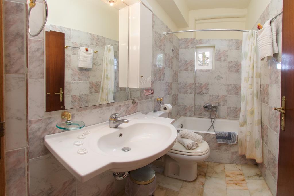 Boulevard Panorama Suites Agia Efimia Exterior foto